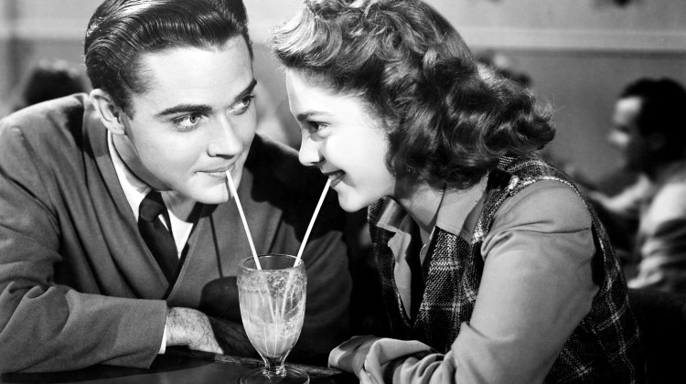 Relationship Advice: When to Be That Girl