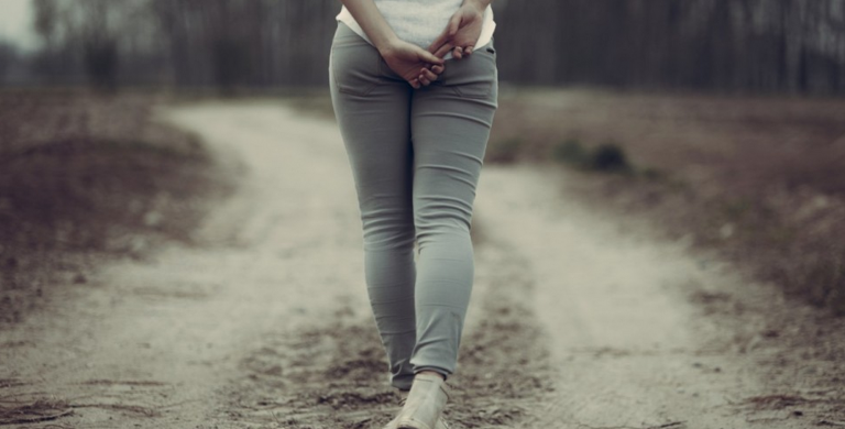 3 Reasons Women Need to Write the First Email Online